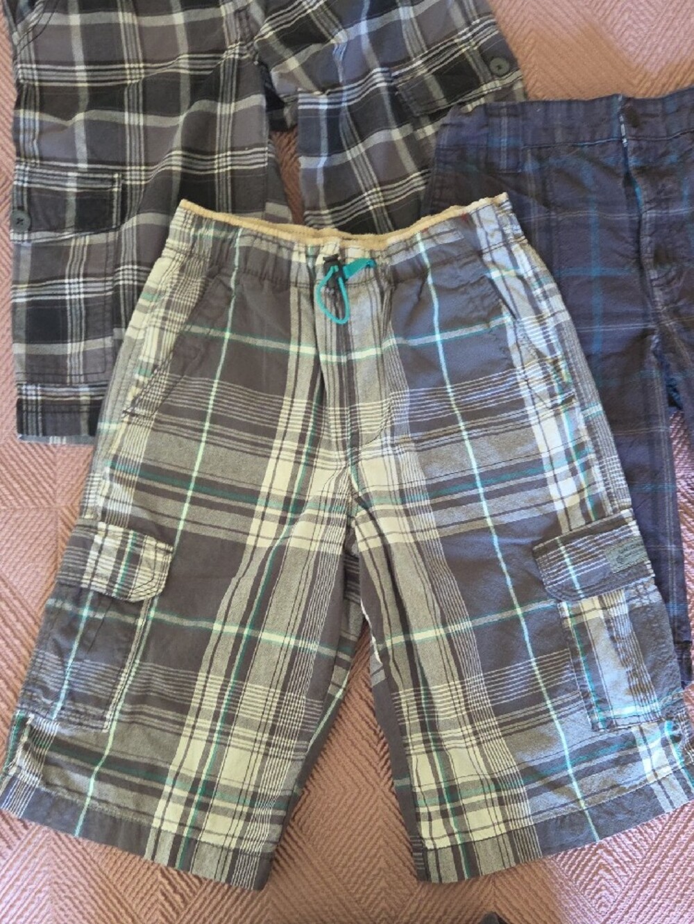 3 PAIRS Boys Plaid Cargo Shorts in Gray and Tan 100 PERCENT COTTON